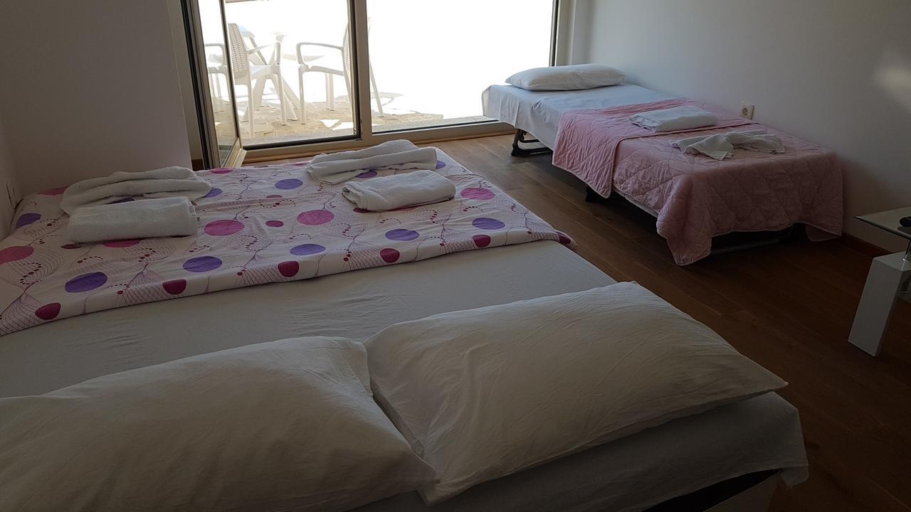 Lux Apartment Vidovic Rafailovići Eksteriør billede