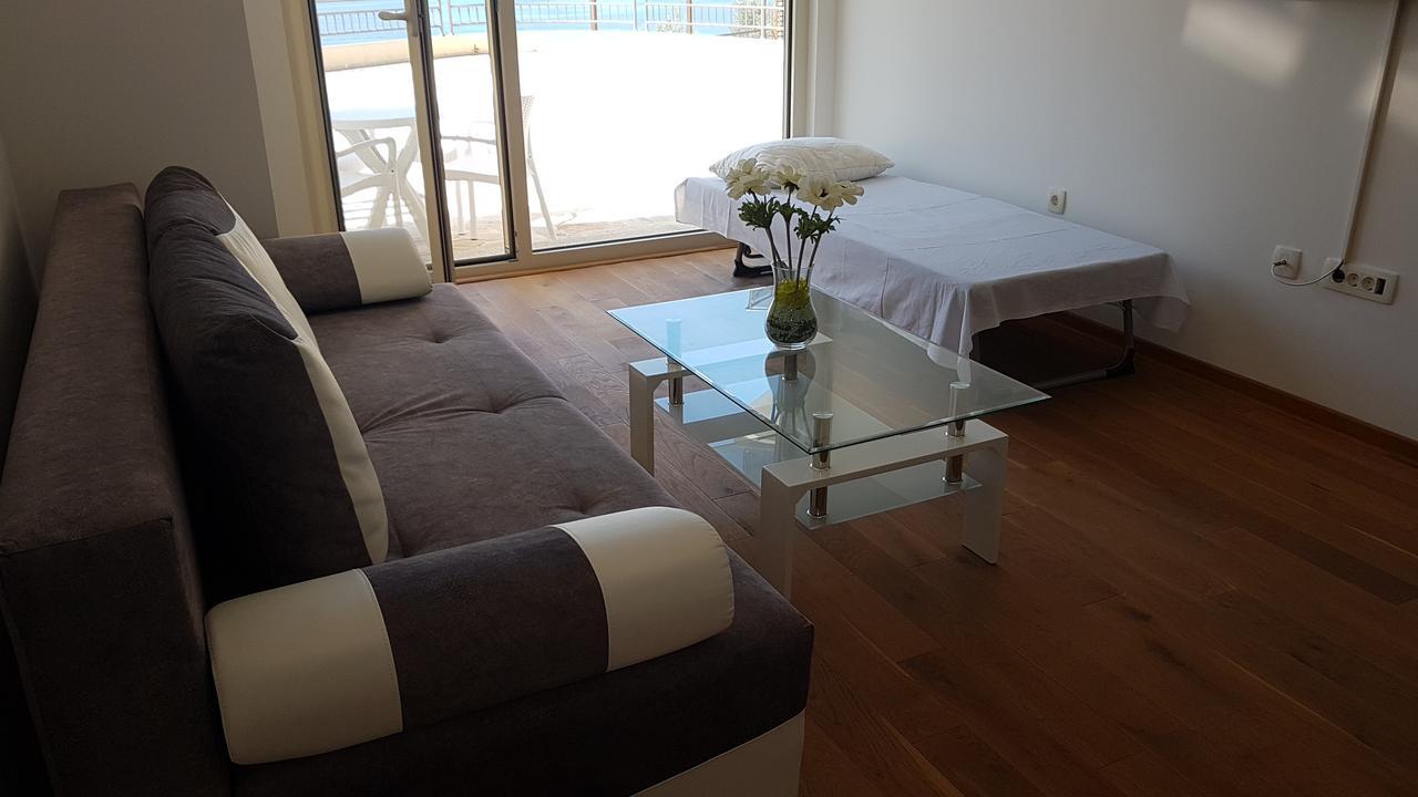 Lux Apartment Vidovic Rafailovići Eksteriør billede
